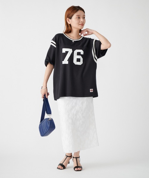 JOURNAL STANDARD SELECT（ジャーナルスタンダードセレクト）の「別注【MASON/メイソン】 RAYON S/S FOOTBALL TEE：Tシャツ（Tシャツ/カットソー・レディース・ホワイト系その他2/グレー・FREE）」の8枚目の写真