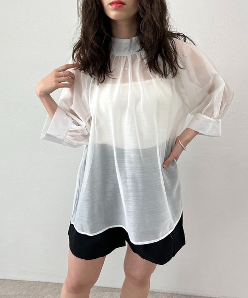 toucher du brise（トゥシェドブリーズ）の「シアー スモックブラウス（シャツ/ブラウス・レディース・ブラック/オフホワイト/ライトグリーン/ラベンダー・M）」の2枚目の写真