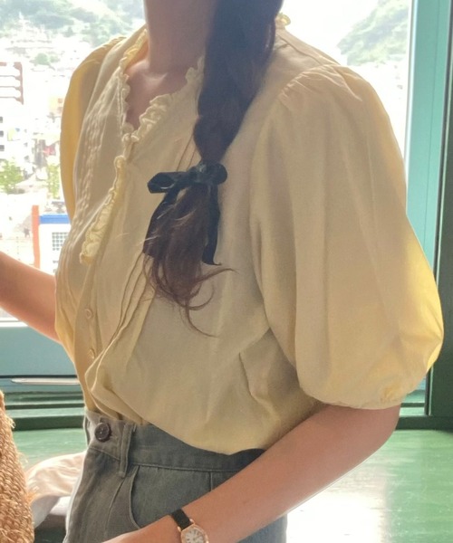 LAUIR（ラウアー）の「フリルレースピンタックブラウス（シャツ/ブラウス・レディース・ホワイト/ブラック/イエロー/ライトベージュ・MEDIUM/LARGE/X-LARGE）」の7枚目の写真