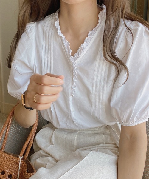 LAUIR（ラウアー）の「フリルレースピンタックブラウス（シャツ/ブラウス・レディース・ホワイト/ブラック/イエロー/ライトベージュ・MEDIUM/LARGE/X-LARGE）」の14枚目の写真