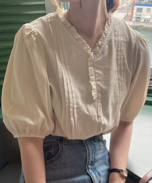 LAUIR（ラウアー）の「フリルレースピンタックブラウス（シャツ/ブラウス・レディース・ホワイト/ブラック/イエロー/ライトベージュ・MEDIUM/LARGE/X-LARGE）」の22枚目の写真