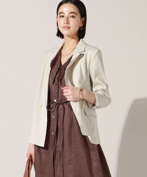 NOLLEY’S（ノーリーズ）の「麻混ストレッチジャケット（テーラードジャケット・レディース・ベージュ/ネイビー/ベージュ系その他/キャメル・38/36）」の2枚目の写真