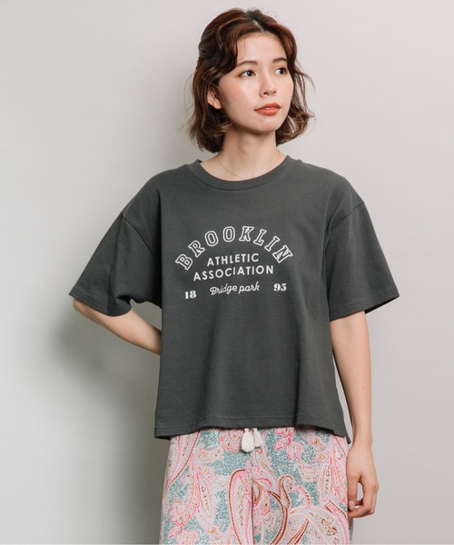 refinedworks（リファインドワークス）の「ロゴプリントT（Tシャツ/カットソー・レディース・ベージュ/オフホワイト/チャコール・FREE）」の14枚目の写真