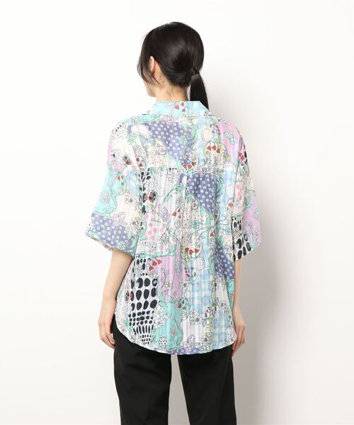 ScoLar(スカラー)の「122664:パッチワーク柄透かしストライプシャツ(シャツ/ブラウス・レディース・アイボリー/オフホワイト・M)」の3枚目の写真