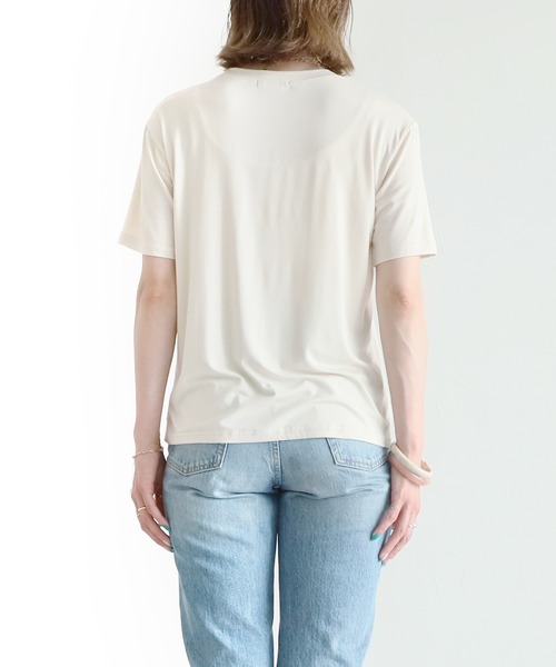 reca(レカ)の「レーヨンロゴTシャツ(Tシャツ/カットソー・レディース・ホワイト/ブラック/ミント/ライトベージュ・FREE)」の16枚目の写真