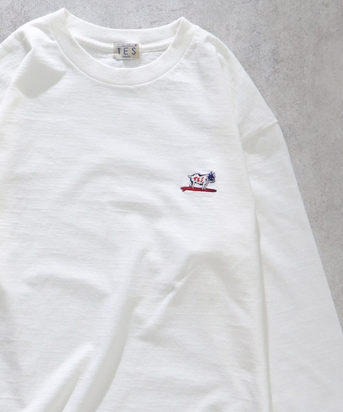 The Endless Summer(エンドレスサマー)の「TES ORGANIC COTTON HUNTINGTON BIG LONG SLEEVE T-SHIRT / オーガニックコットンビッグロンT(Tシャツ/カットソー・メンズ・チャコール/ネイビー/ブラック/ダークグリーン/オレンジ/ホワイト・MEDIUM/X-LARGE/LARGE/SMALL)」の2枚目の写真