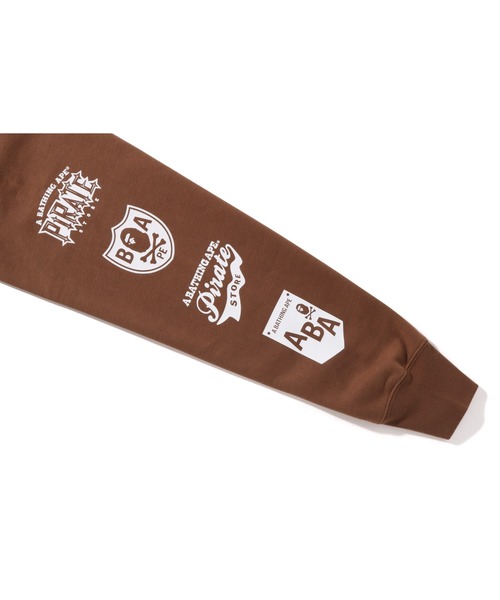 A BATHING APE（アベイシングエイプ）の「COLOR APE CROSSBONE ONE POINT CREWNECK M（スウェット・メンズ・ブラック/ブラウン/オリーブ・SMALL/MEDIUM/LARGE/X-LARGE/XX-LARGE）」の9枚目の写真