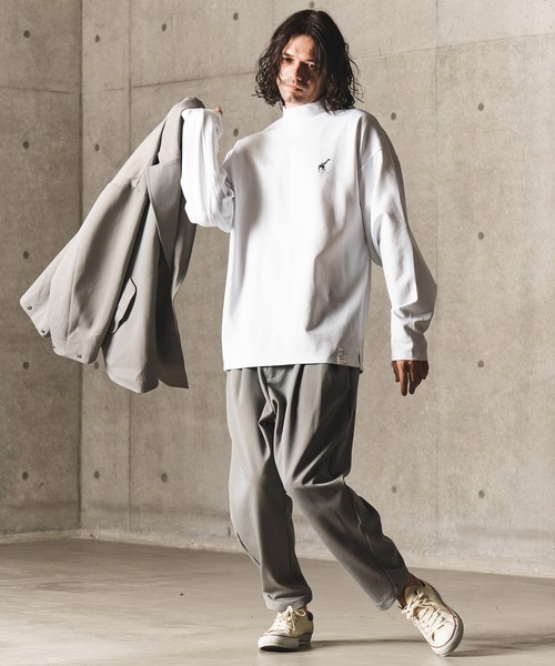 GLIMCLAP(グリムクラップ)の「mlt3945-Collar printed design mock-neck pullover モックネックカットソー(Tシャツ/カットソー・メンズ・ホワイト/ブラック・M/S/L)」の7枚目の写真