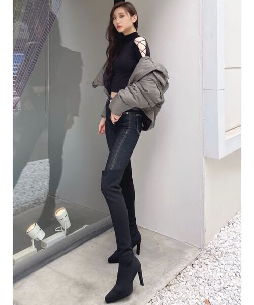 GYDA(ジェイダ)の「ハイウエスト CALIKスキニーデニムパンツ(デニムパンツ・レディース・ライトブルー/ブラック/ブルー/インディゴブルー・SMALL)」の8枚目の写真