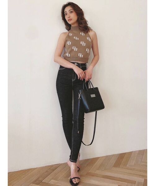 GYDA(ジェイダ)の「ハイウエスト CALIKスキニーデニムパンツ(デニムパンツ・レディース・ライトブルー/ブラック/ブルー/インディゴブルー・SMALL)」の14枚目の写真