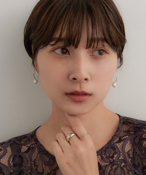 niana（ニアナ）の「アレルギー対応 リングパールセラミックピアス（ピアス（両耳用）・レディース・ゴールド・FREE）」の5枚目の写真