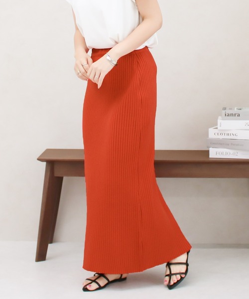 Social GIRL（ソーシャルガール）の「バックスリット リブニット タイトロングスカート（スカート・レディース・パープル/オレンジ/グリーン/ブラック/アイボリー/ホワイト/チェリーレッド/クリーム/ライトグリーン・M）」の9枚目の写真