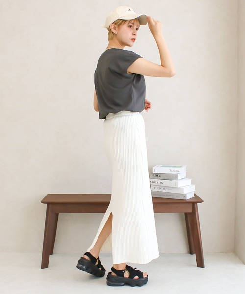 Social GIRL（ソーシャルガール）の「バックスリット リブニット タイトロングスカート（スカート・レディース・パープル/オレンジ/グリーン/ブラック/アイボリー/ホワイト/チェリーレッド/クリーム/ライトグリーン・M）」の20枚目の写真