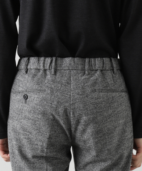 EDIFICE（エディフィス）の「ファンクションイージーパンツ（その他パンツ・メンズ・スミクロ/ベージュ系その他/ベージュ/ネイビー/グレー/クリアブルー/ライトグレー/ダークブルー/ブルー系その他/コバルトブルー/グレー系その他/チャコールグレー・MEDIUM/LARGE/SMALL）」の18枚目の写真