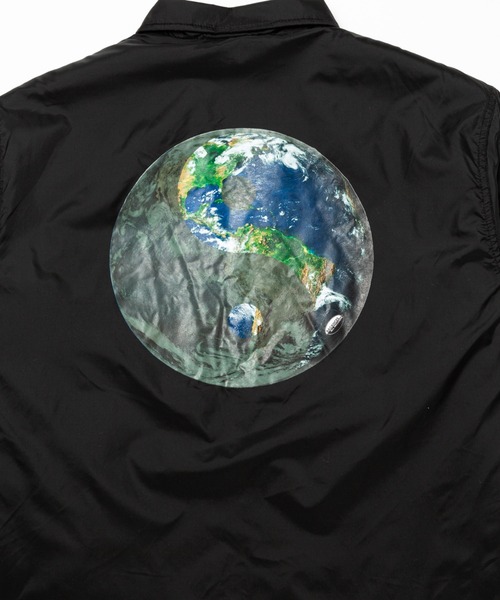 BEAVER(ビーバー)の「BACANCES ALL INCLUSIVE/バカンスオールインクルーシブ BC BOA COACH JKT YIN YANG EARTH BC032203(ブルゾン・メンズ・ブラック/カーキ/オレンジ・MEDIUM/LARGE/X-LARGE)」の5枚目の写真