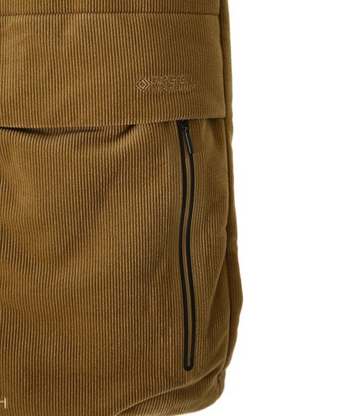 WOOLRICH（ウールリッチ）の「WOOLRICH / ウールリッチ：【レディース】CORDUROY PUFFY DOWN VEST：WJVE0006[DEA]（ダウンベスト・レディース・ベージュ・L）」の6枚目の写真