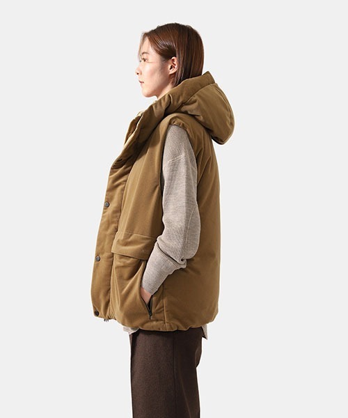 WOOLRICH（ウールリッチ）の「WOOLRICH / ウールリッチ：【レディース】CORDUROY PUFFY DOWN VEST：WJVE0006[DEA]（ダウンベスト・レディース・ベージュ・L）」の12枚目の写真