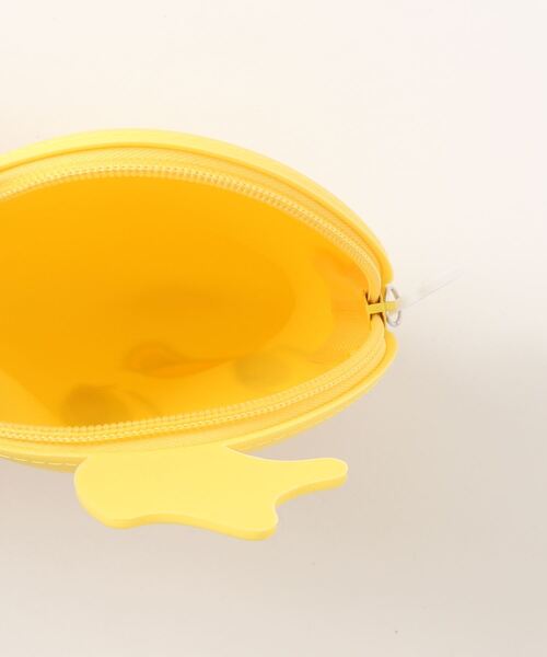 ACCOMMODE（アコモデ）の「ルーニーテューンズ / ダイカットシリコンポーチ（ポーチ・レディース・イエロー/イエロー系その他・FREE）」の6枚目の写真