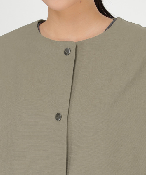 LBC（エルビーシー）の「グログラン切り替えコート（ノーカラーコート・レディース・チャコールグレー/オリーブ・M/L）」の21枚目の写真