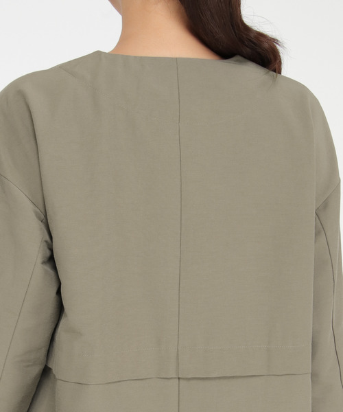 LBC（エルビーシー）の「グログラン切り替えコート（ノーカラーコート・レディース・チャコールグレー/オリーブ・M/L）」の20枚目の写真