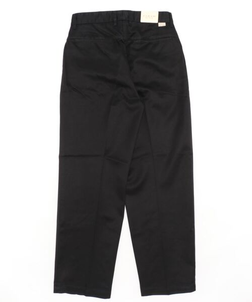 FARAH（ファーラー）の「FARAH | 2タックワイドテーパードチノパンツ MEN（チノパンツ・メンズ・ブラック/ベージュ・34/30/32）」の3枚目の写真
