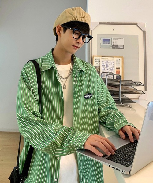 BASQUE magenta(バスクマゼンタ)の「オーバーサイズワンポイントストライプ シャツ(シャツ/ブラウス・メンズ・グレー/グリーン/ブルー/ベージュ・L/M)」の20枚目の写真