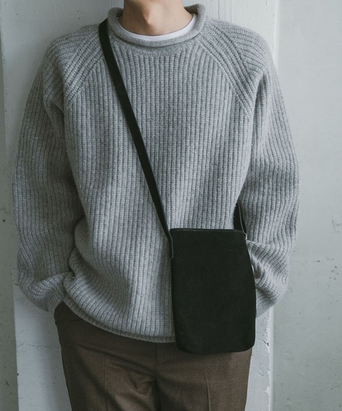 URBAN RESEARCH DOORS(アーバンリサーチドアーズ)の「スエードショルダーバッグ(ショルダーバッグ・メンズ・ブラック/ベージュ/ブラウン系その他・-)」の14枚目の写真