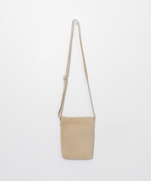 URBAN RESEARCH DOORS(アーバンリサーチドアーズ)の「スエードショルダーバッグ(ショルダーバッグ・メンズ・ブラック/ベージュ/ブラウン系その他・-)」の9枚目の写真