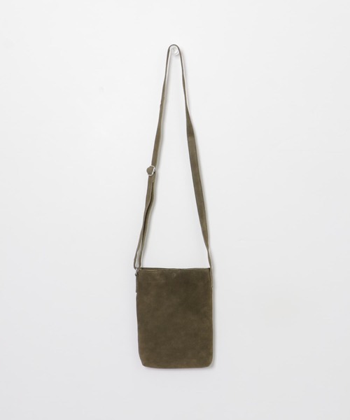 URBAN RESEARCH DOORS(アーバンリサーチドアーズ)の「スエードショルダーバッグ(ショルダーバッグ・メンズ・ブラック/ベージュ/ブラウン系その他・-)」の8枚目の写真