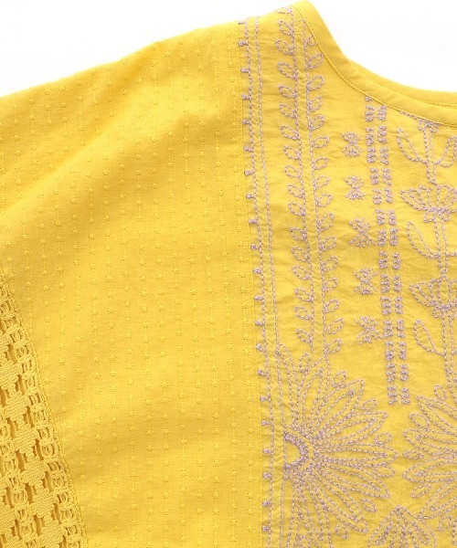 チチカカ(チチカカ)の「エコフレンドリー コットンxラクナウ刺繍プルオーバー(Tシャツ/カットソー・レディース・アイボリー/キャメル/イエロー・FREE)」の15枚目の写真