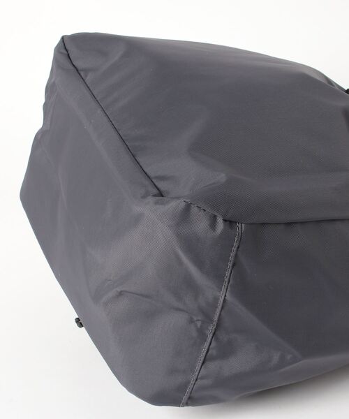 FREDRIK PACKERS（フレドリックパッカーズ）の「FREDRIK PACKERS / フレドリックパッカーズ / 210D BLOOM SHOULDER（ショルダーバッグ・レディース・ベージュ/ブラック/グレー・ONESIZE）」の7枚目の写真