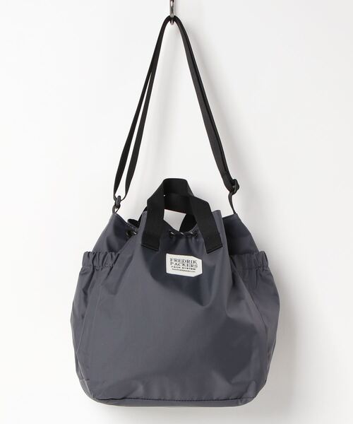 FREDRIK PACKERS（フレドリックパッカーズ）の「FREDRIK PACKERS / フレドリックパッカーズ / 210D BLOOM SHOULDER（ショルダーバッグ・レディース・ベージュ/ブラック/グレー・ONESIZE）」の4枚目の写真