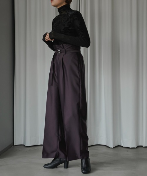 Ezick（エジック）の「Glossy ハイウエストベルトパンツ（その他パンツ