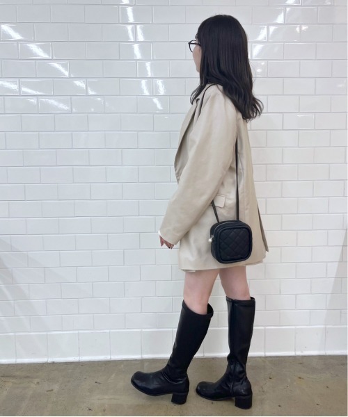 OLIVE des OLIVE（オリーブデオリーブ）の「ロングテーラードジャケット（テーラードジャケット・レディース・ブラック/ベージュ/ネイビー/ライトベージュ/サックスブルー・FREE）」の17枚目の写真