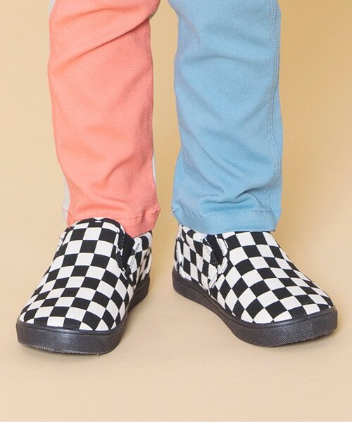 BREEZE（ブリーズ）の「４柄スリッポン（スニーカー・キッズ・レインボー/ベージュ/ブラック/キャメル・14/17/16/15 /19/18）」の2枚目の写真