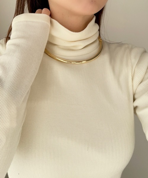 tone(トーン)の「【aussi/オッスィー】チェーン×ライン ラウンド メタル チョーカー(ニッケルフリー)(チョーカー・レディース・ゴールド/シルバー・FREE)」の1枚目の写真