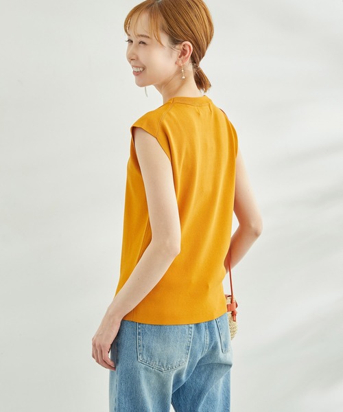 ROPE' PICNIC（ロペピクニック）の「Beauty knit/UVカット・接触冷感/ゼロスリーブニットプルオーバー/WEB限定カラーあり（ニット/セーター・レディース・ブラック/ベージュ/ブラウン/オフホワイト/ターコイズブルー/ライトグリーン/グリーン系その他/イエロー系その他/オレンジ系その他/ホワイト系その他5/ブルー系その他4/パープル系その他6・38）」の18枚目の写真