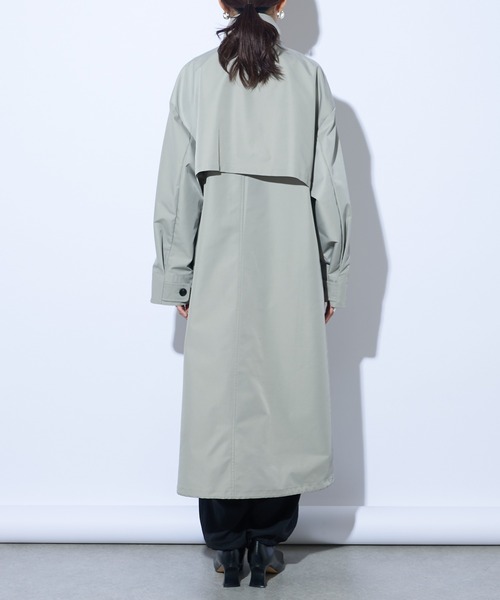 Lui's（ルイス）の「スタンドカラーバルーンコート（ステンカラーコート・レディース・ライトカーキ/ブラック・FREE）」の11枚目の写真