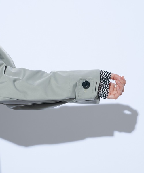 Lui's（ルイス）の「スタンドカラーバルーンコート（ステンカラーコート・レディース・ライトカーキ/ブラック・FREE）」の22枚目の写真