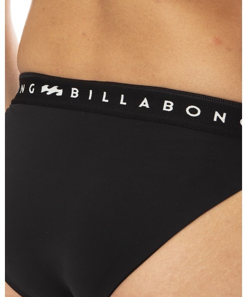 BILLABONG(ビラボン)の「BILLABONG レディース 【SURF CAPSULE】 SURF CAPSULE HIGH NECK BIKINI ビキニ 【2023年春夏モデル】/ビラボン水着(水着・レディース・ブラック/マルチ/ブラック系その他・LARGE/MEDIUM)」の8枚目の写真