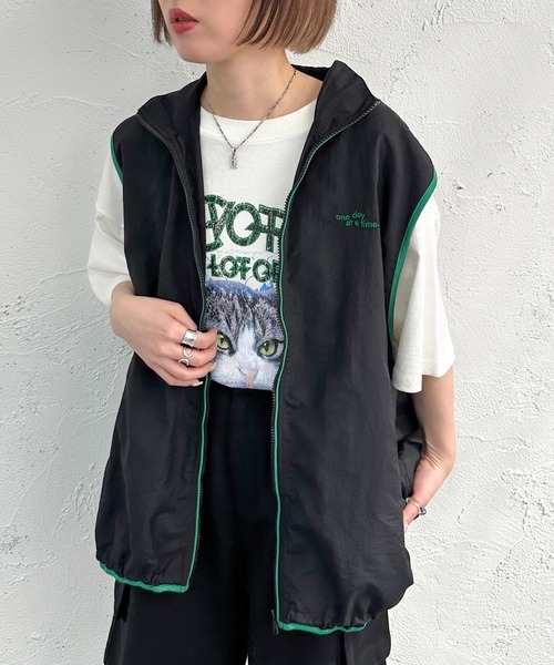 apres jour mignon(アプレジュールミニョン)の「ナイロン配色ベスト【ZOZOTOWN限定アイテム】(ベスト・レディース・ブラック/オフホワイト/ネイビー・X-LARGE/フリー)」の14枚目の写真