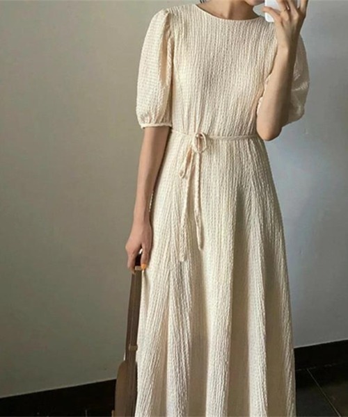 Ritzy(リッツィー)の「ラウンドネックパフスリーブ5分袖ワンピース(ワンピース・レディース・ミント/ブラック/アイボリー・M/L)」の2枚目の写真