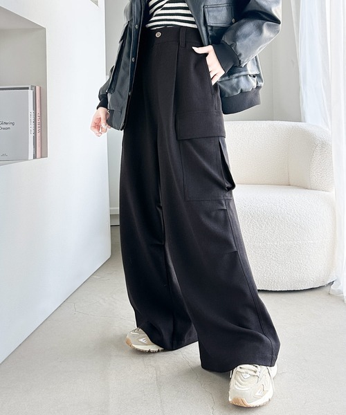 classicalelf（クラシカルエルフ）の「存在感抜群！たっぷりボリューム ウール調カーゴパンツ（カーゴパンツ・レディース・ベージュ/カーキ/ブラック・LARGE/MEDIUM/SMALL/X-LARGE）」の2枚目の写真