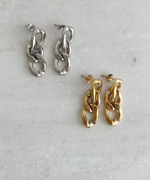 thank U more(サンキューモア)の「【サージカルステンレス】3連チェーンモチーフピアス(ピアス(両耳用)・レディース・ゴールド/シルバー・FREE)」の1枚目の写真
