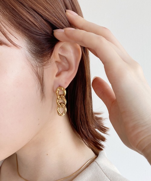 thank U more(サンキューモア)の「【サージカルステンレス】3連チェーンモチーフピアス(ピアス(両耳用)・レディース・ゴールド/シルバー・FREE)」の7枚目の写真