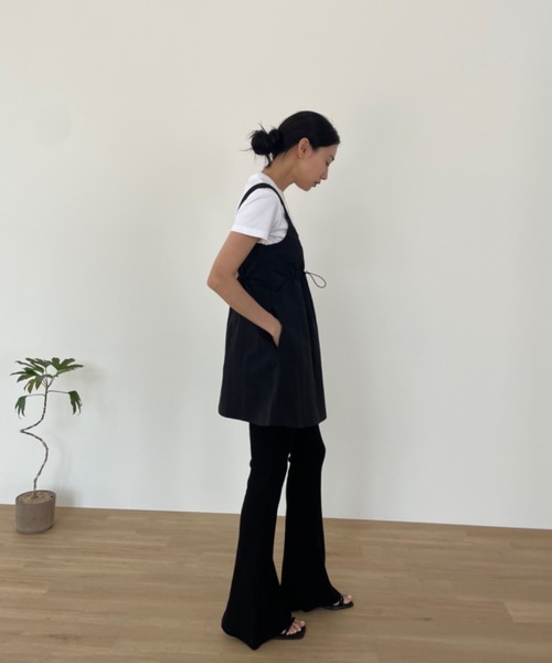 Didot.showroom（ディドット ショールーム）の「ウエスト絞りナイロンタンクミニワンピ（ワンピース・レディース・ホワイト/ネイビー/ブラック・FREE）」の15枚目の写真