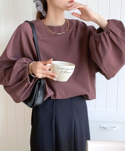 classicalelf(クラシカルエルフ)の「大人のナチュラルな抜け感。2way バルーン袖キーネックトップス(シャツ/ブラウス・レディース・ブラック/キャメル/パープル系その他/アイボリー/ブルー系その他/グレイッシュベージュ・SMALL/X-LARGE/MEDIUM/LARGE)」の19枚目の写真