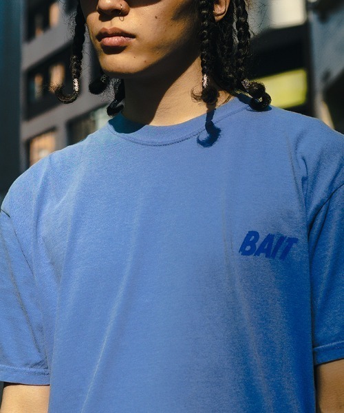 BAIT(ベイト)の「BAIT バックプリント 半袖Tシャツ/ポスター 235-BAT-TEE-006(Tシャツ/カットソー・メンズ・ホワイト/グレー/ブルー・LARGE/X-LARGE/MEDIUM)」の11枚目の写真