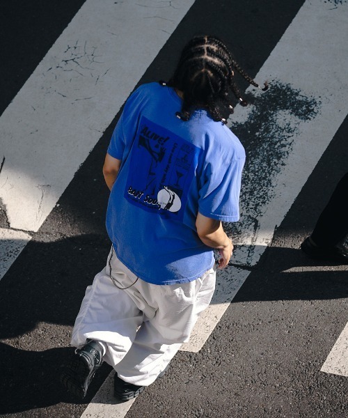 BAIT(ベイト)の「BAIT バックプリント 半袖Tシャツ/ポスター 235-BAT-TEE-006(Tシャツ/カットソー・メンズ・ホワイト/グレー/ブルー・LARGE/X-LARGE/MEDIUM)」の12枚目の写真