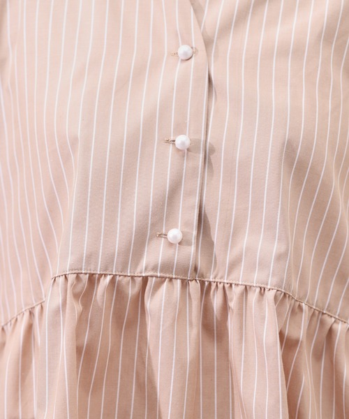 Chez toi（シェトワ）の「パールボタンギャザー切替ブラウス（シャツ/ブラウス・レディース・ベージュ/ブラック/サックスブルー/オフホワイト・FREE）」の10枚目の写真